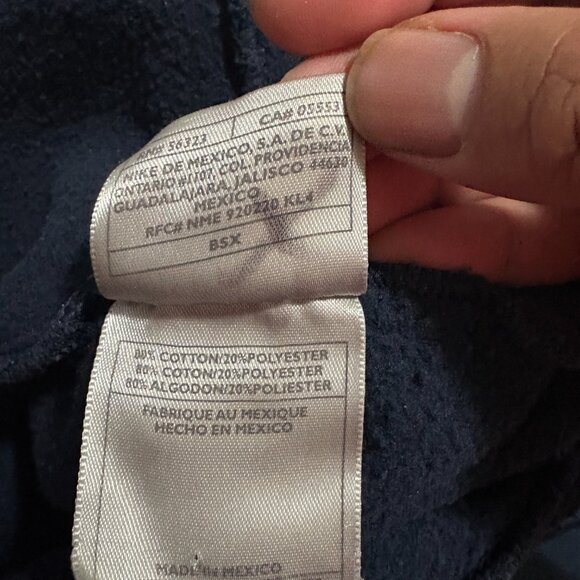 Nike Vintage Y2K Retro Center Swoosh Silver Tag Hoodie - Picture 5 of 5